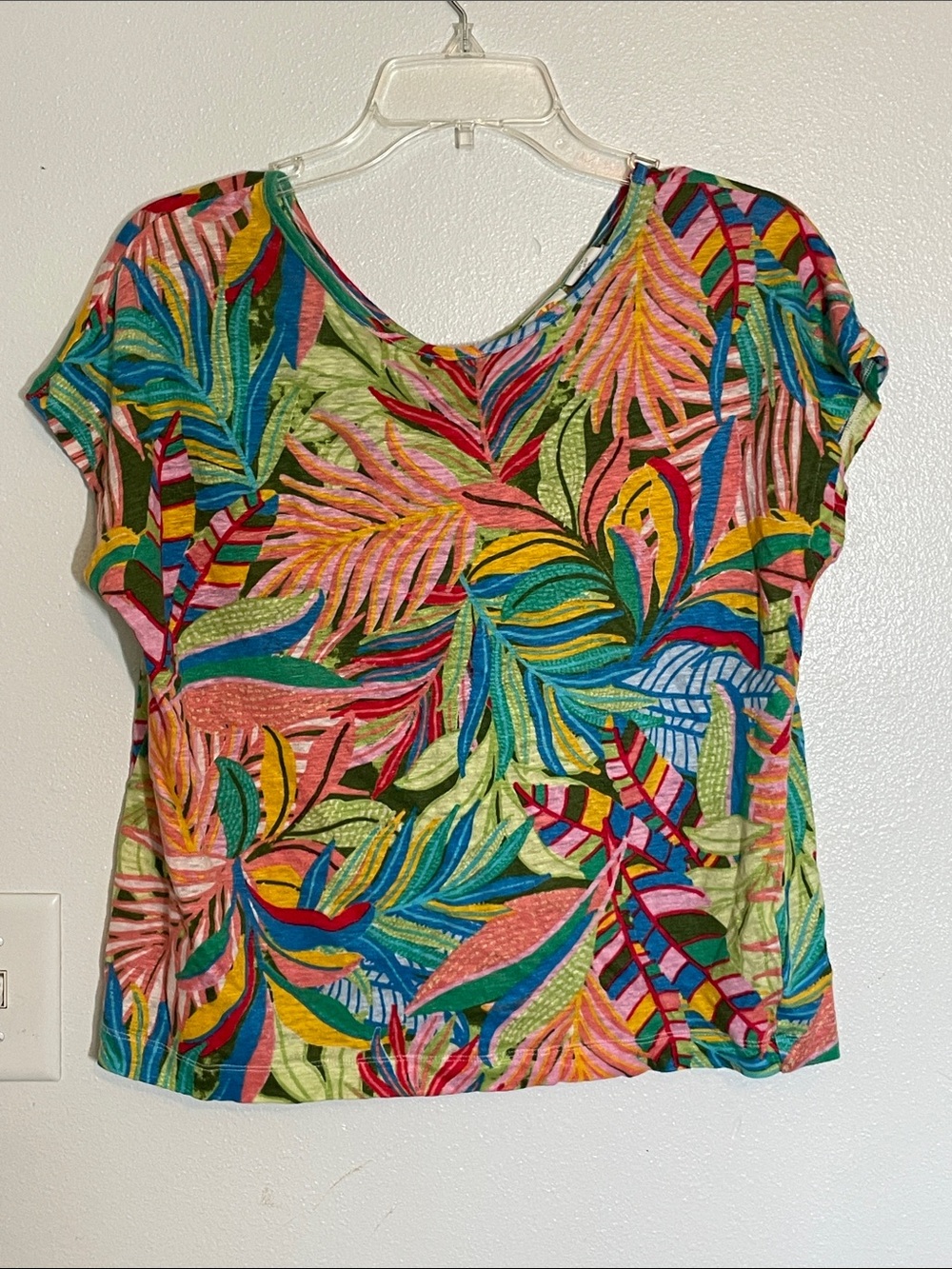 C&C California Multicolor Tropical Leaf Short Sleeve Tee